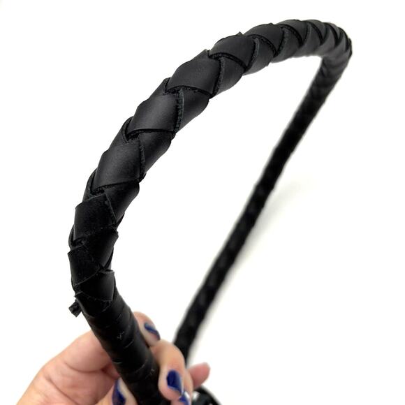 NEW Dream Apparel Black Braided Leather Silver Skull Tassel Get Back Whip 42" - Picture 6 of 11